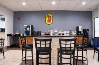加里斯堡-羅阿諾克拉皮茲溫德姆速8飯店 羅阿諾克拉皮茲住宿飯店