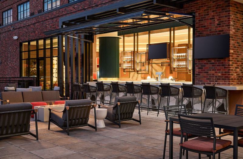 Lively Hotel on Oak Oklahoma City, Tapestry by Hilton photo 4