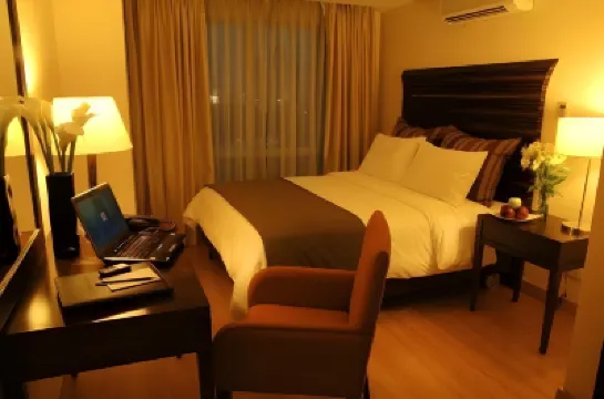 Lancaster Hotel Manila Hotels near The Columbia Tower