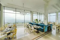 Art Deco Luxury Hotel & Residence