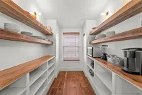 Camp Comfort Hotels in Center Point