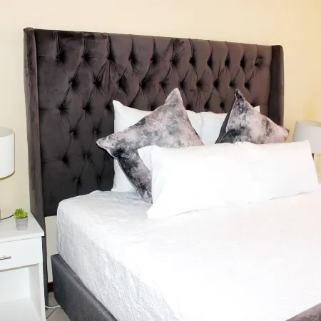 Cozy 3 Bed Duplex ,sleeps 6 With Double Bathroom