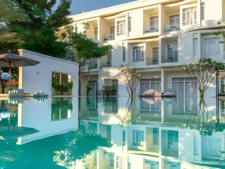 Elysium Suite Отели рядом с достопримечательностью «Vanda Institute Siem Reap Branch»