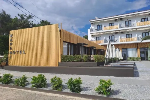 Beach Hotel Kapahi - 2つ星