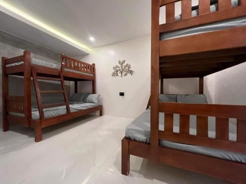 Scarlett Rae Private Pool Villa 2,Angeles - Updated Prices & Hotel ...