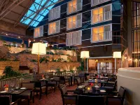 Delta Hotels London Armouries Hotels near Carling Arenas