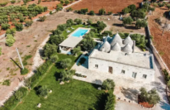 Luxury Trulli Terrarossa with Pool
