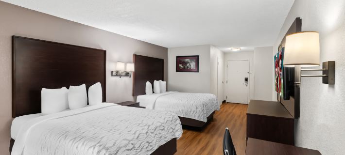 Red Roof Plus+ & Suites Atlanta Airport South Hotels in College Park