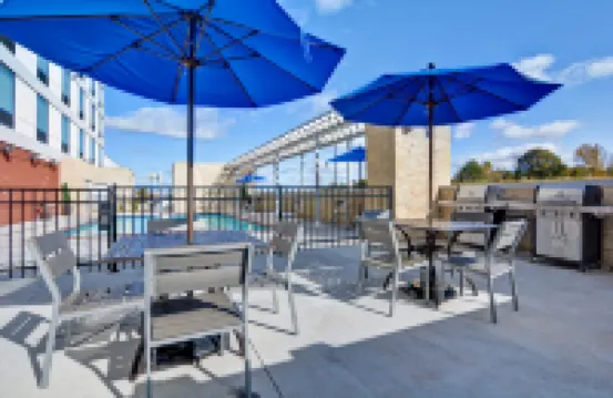 斯普林代爾希爾頓惠庭飯店