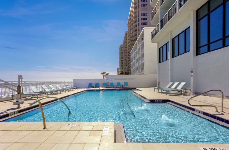 Holiday Inn Express & Suites Oceanfront Daytona BCH Shores by IHG photo 5