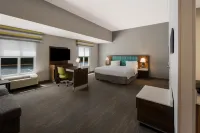 Hampton Inn & Suites Fredericksburg-at Celebrate Virginia - 2-Star