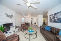 LUXURY Living 4 Hotel a Yuma