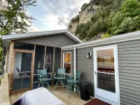 Waterfront River Home Hotels in Allamakee County