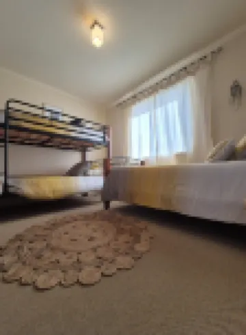The Flagstaff Clayton Bay - relaxing getaway with water views. Sleeps up to 7