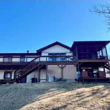 Large Home on Bull Shoals Lake with Core Lake Access