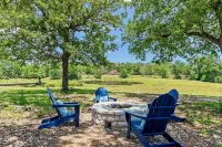 53 Acre Ranch w/Pool, Spa, Lake, Game Room & More!
