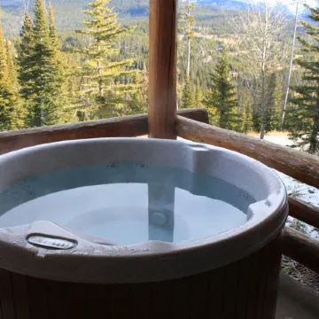 Ski in-Ski out direct to lift, New hot tub, wi-fi, Big Sky, Mountain views