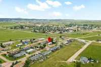 Located near Mt. Rushmore, the Black Hills, Badlands National Park & more!!