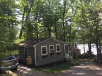 Remodeled Cottage retreat on the Lake, close to Boston but nestled in the woods Hotels near The Mill Works