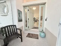 Beat the Summertime Heat Waterfront Escape! Pool, Canal, Gulf Beaches & Fishing!