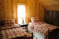 Secluded Hot Tub Cabin in the Heart of Southeast Ohio