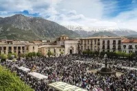 La Finestra Sulmò, panoramic apartment in Sulmona overlooking the historic center