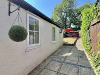 3 bedroom character town house on the edge of the Blackdown hills 惠靈頓酒店