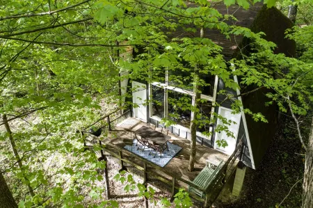 The Reed – A Cozy Cabin in the Woods