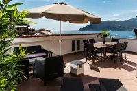 Apartment overlooking Vernazza's beautiful Marconi Square.