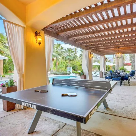 Virtual Golf, Pickle+Volley+Basketball+Putting Green+Theatre+Gameroom+Ping Pong