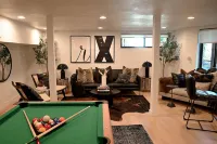 Modern Chalet w/Lakeview + Hot Tub -@TrinityHomeLA 4300+sq ft