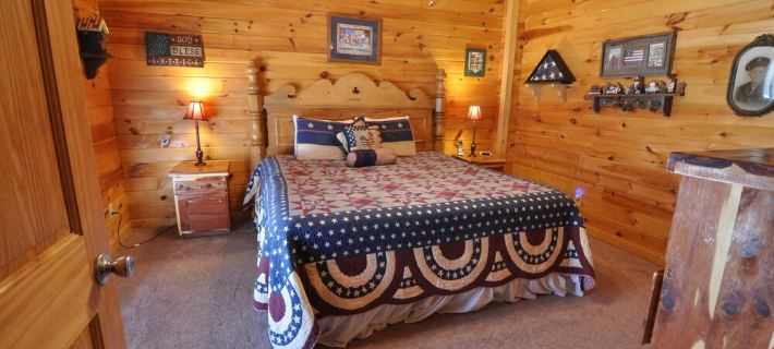 Wilderness Retreat Cabin- Lg Game Room, Private Hot Tub; 1 Mile to Thunder Ridge Hotels in Ridgedale