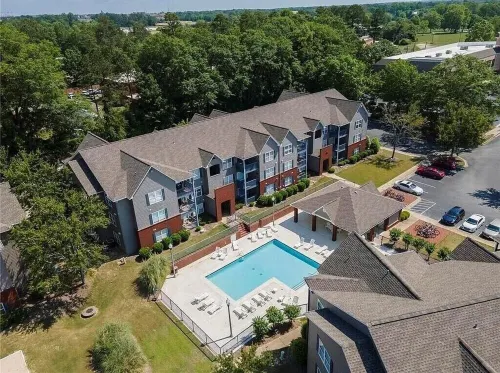4 Bed 4 Bath Condo Near Campus!