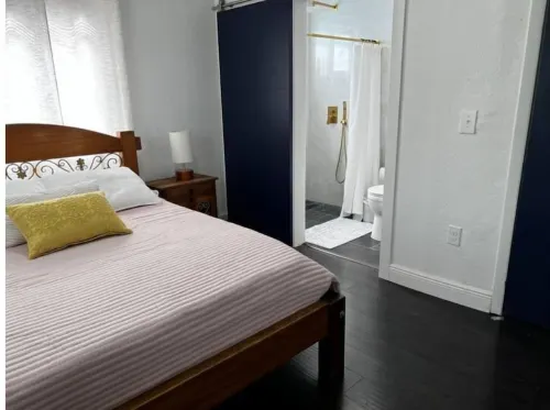 Spacious Apartment Central Located Hotels in Hialeah