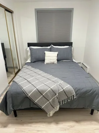 Beautiful two bedroom downtown Anchorage Отели рядом со станцией Анкорд Депо