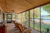 Private Dock, Mountain View, Lake Front, 2 kayaks, 2 SUPs, 1 canoe, Hot tub