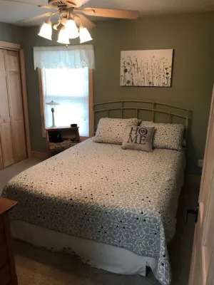 Luxurious Newly Renovated 4 Bedroom Home Near Elkhart Lake, Green Bay & Kohler