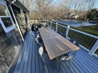 Delightful Southampton Retreat with Heated Pool & Jacuzzi, Near Beach & Shopping Hôtels à : Tuckahoe