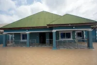 Yaa Asantewaa Inn Hotel di Kwabre