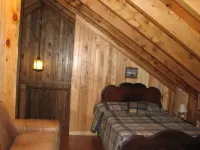 Cabin on the North Country Trail and close to the Clarion River. Open all Year.