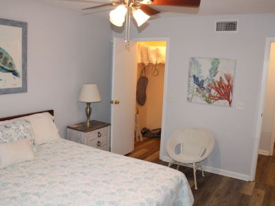 Ocean Walk 1Bd/1Ba Condo Close to the Village Pier Area