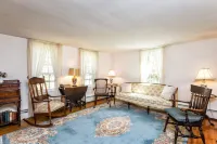 Close to Beaches, Bay Sunsets, Whale Watches, Cape Playhouse, Kid Fun, Fine Food
