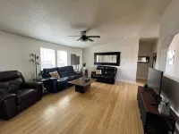 Summer Getaway Pet Friendly Colorado River Close 3Br2Ba, Fenced Yard! Snowbirds