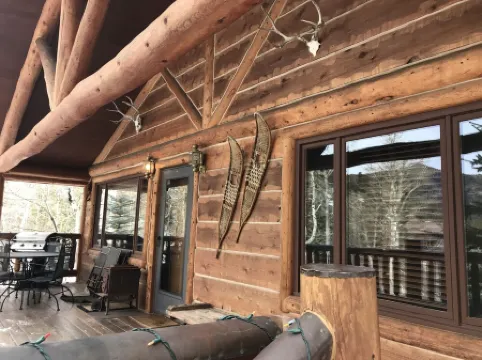 Family Friendly Property Nestled In An Aspen Grove