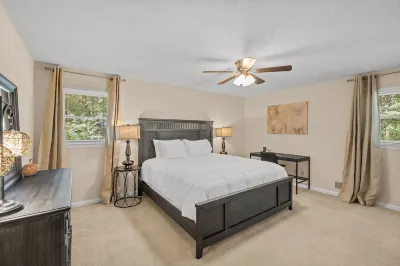 WHOLE Home with BASEMENT on 3 Acres Hotels near Lost Mountain Park
