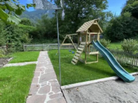 Wundervolle Erdgeschosswohnung mit Blick ins Grüne Hotels in Marquartstein