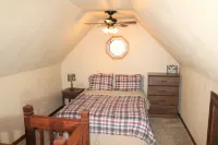 Rocky Ridge Secluded GetawayJoins Shawnee Forest