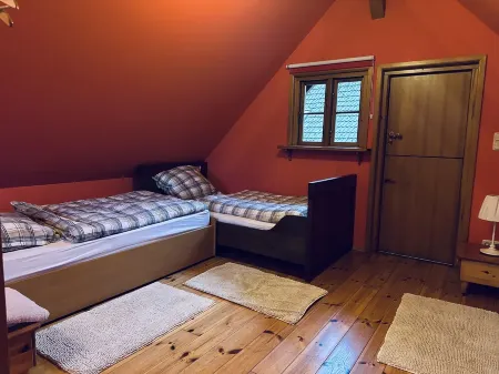 Lower Saxony warehouse with a cozy country house atmosphere for up to 6 people Отели в г. Лерте