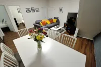 Private and Cozy  3 Bedroom in the heart of Manhattan.