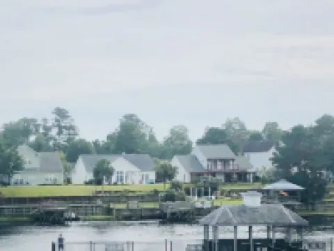 Peaceful Water View, Close to everything Hotels in Carolina Forest
